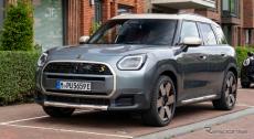 MINI クロスオーバー 新型のEV、新写真を公開…まもなく生産開始