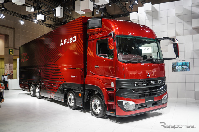 三菱ふそうの大型トラック『スーパーグレート』、6年ぶりの新型を初公開…ジャパンモビリティショー2023