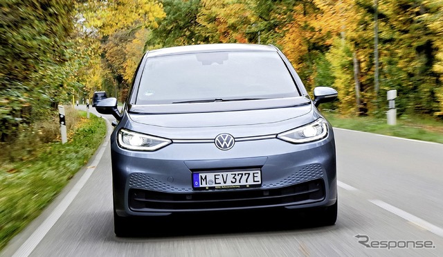VWの小型EV『ID.3』が10万kmの耐久テストに合格…バッテリー性能の93％を維持