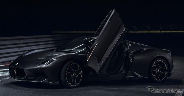 夜のマセラティ、スーパーカー『MC20』にブラック仕様「Notte」登場…世界限定50台