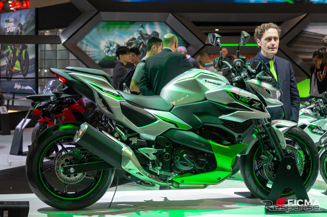 カワサキ、Z7ハイブリッド/Ninja 500/Z500をミラノショーで世界初公開