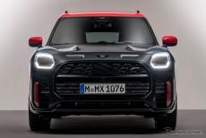 MINI クロスオーバー「JCW」新型、米国は312馬力に強化…「ゴーカートモード」も採用