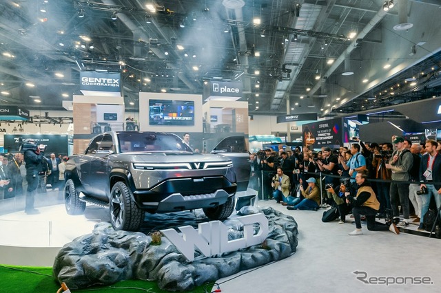 ベトナムの電動車メーカー、ビンファストが新型ピックアップトラックを発表…CES 2024