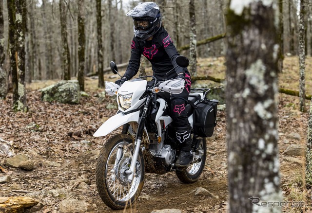ホンダのデュアルスポーツ『XR150L』発表、3000ドル台で購入可能な入門バイク