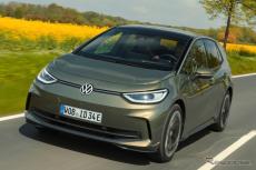 VW『ID.3』改良新型、2つの新グレード登場…欧州で予約受注開始
