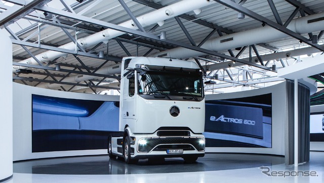 メルセデスベンツの新型EVトラック『eアクトロス600』、体験パビリオン開設…年内に量産開始へ
