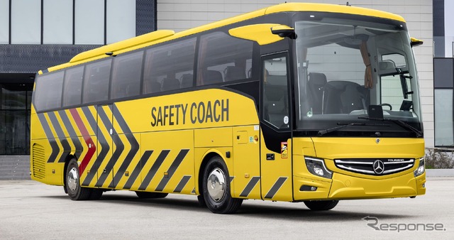 EU、バスの運転支援システムが義務化　メルセデスが安全性能を引き上げ