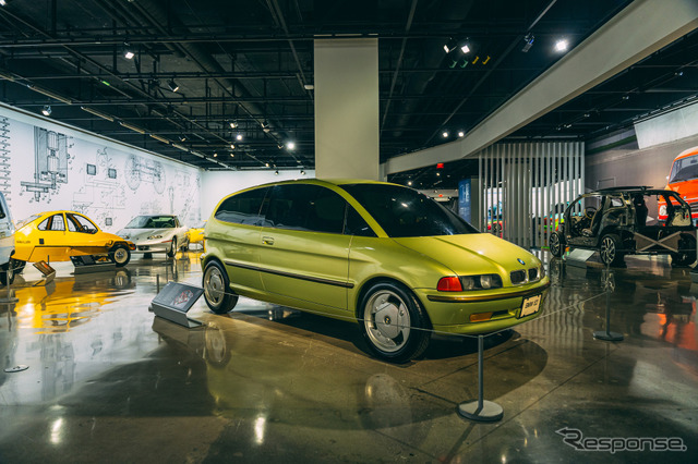 BMWの電動モビリティの歴史を辿る、米ピーターセン自動車博物館で特別展