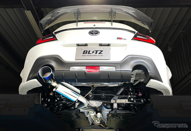 GR86/BRZ』に輝くチタンブルー！ ブリッツのオールチタン製