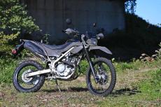 セローなき今、“シェルパ”復活にファン注目！カワサキ「KLX230シェルパ」はアウトドアに最高の相棒だ