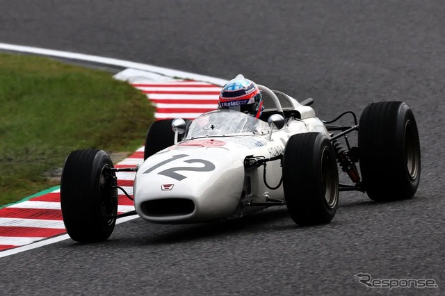 佐藤琢磨が往年のホンダF1で走行、エンジン始動イベントも…東京オートサロン2025