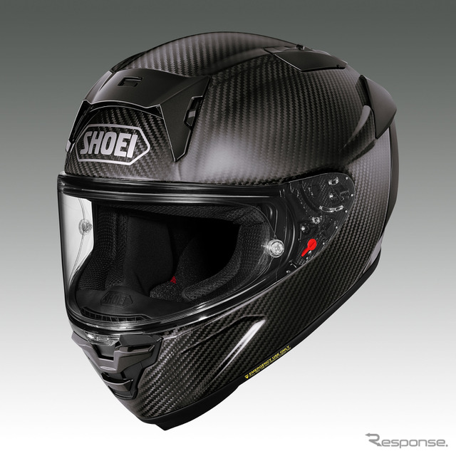 フルフェイスヘルメット カーボンブラック 際立つカーボンシェル！ SHOEI、フラッグシップのフルフェイス