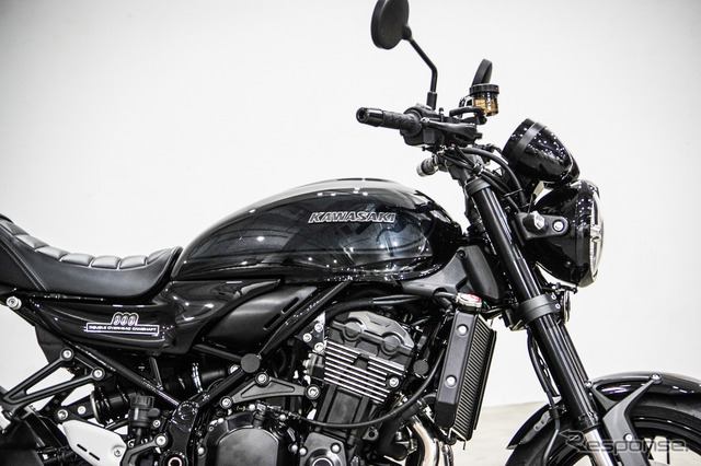 オールブラック仕上げのカワサキ『Z900RS』発売へ！「ブラックボール