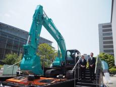 コベルコ建機、油圧ショベル『SK200』新型を発売へ---OTA対応、先進