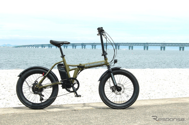 HUMMERブランドの電動アシスト折りたたみ自転車が発売、迫力のFAT
