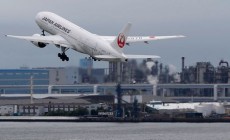 ＡＮＡとＪＡＬ、国際線夏ダイヤは8割超減　コロナで追加減便