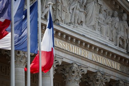 仏国債のリスクプレミアムが低下、予想通りの下院選挙受け