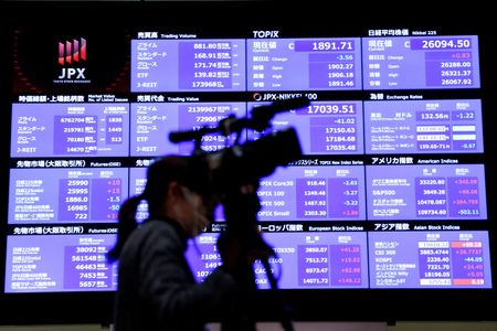 ヘッジファンド、中国株の配分5年ぶり低さ　日本株は4年ぶり高水準