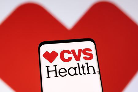 米ＣＶＳ、小売り事業と保険事業への会社分割を検討＝情報筋