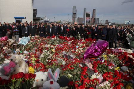 銃乱射の犠牲者追悼式に外国大使が参列、ロシア外務省が謝意表明