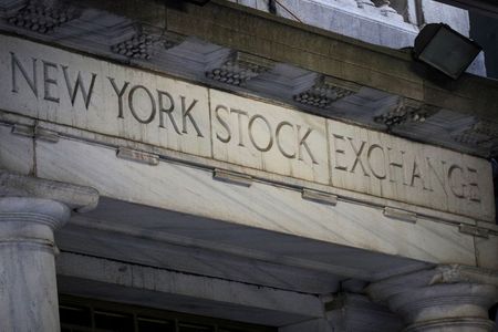 米株大幅続伸、ダウ475ドル高　企業決算や経済対策期待で