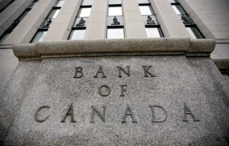 カナダ中銀、利下げ「近づく」と総裁　物価安定の進展まだ確信せず