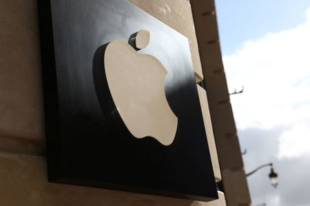 米労働当局がアップル告発、違法な職場規則で社員の権利侵害か