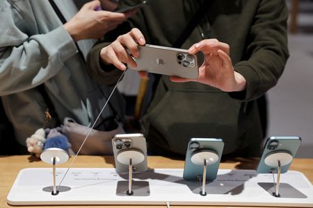 アップル、中国で異例の最新ｉＰｈｏｎｅセール　最大68ドル引き