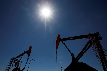 原油先物は上昇、需給逼迫や米政府機関の閉鎖回避で