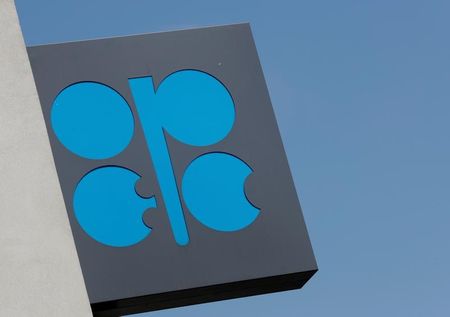 ＯＰＥＣプラス合同委、日量100万バレルの追加減産を勧告