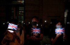 英の移民法変更もとジョンソン首相、香港市民の長期滞在可能に