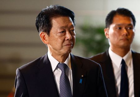 「理解しがたく、残念」と武藤経産相、米大統領が日鉄の買収計画阻止