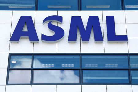 半導体製造装置ＡＳＭＬ、業績予想修正せず　米の対中規制強化でも