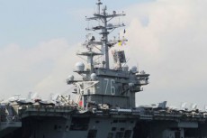 米海軍、南シナ海で軍事演習　中国への「対抗」は否定