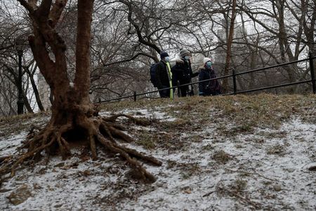 情報ＢＯＸ：新型コロナウイルス、世界の感染者1億0414万人超　死者約225.93万人