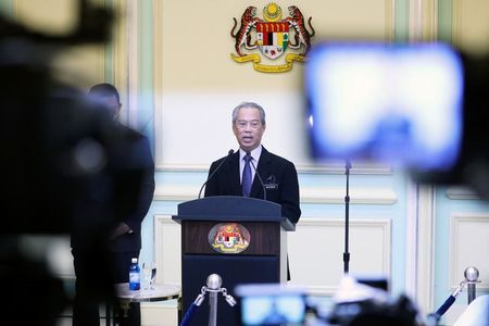 マレーシア首相、辞任要求に応じない意向　「過半数議員が支持」