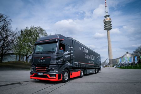 ドイツ政府、大型電動トラック向け急速充電網の構築に着手