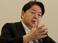 緊張感もって市場動向を注視＝株安で林官房長官