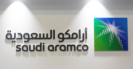 サウジ国営石油、11月のアジア向け主要油種価格引き上げ　5カ月連続