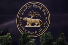 インド中銀、政策金利据え置き　資金吸収へ債券売却検討も
