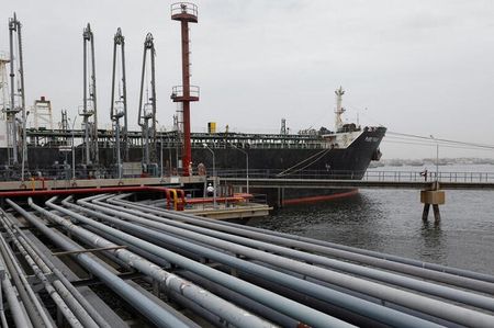 原油先物は上昇、サウジとロシアが自主減産継続