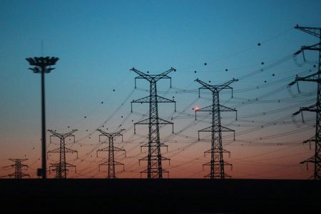 中国発改委、電力システム更新計画の詳細公表　再エネ増強へ