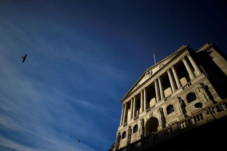 英中銀、マイナス金利は選択肢だが直ちに使う計画ない＝総裁