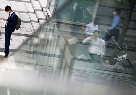 6月全世帯消費支出は前年比－1.2％（ロイター予測：－7.5％）