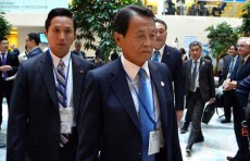 新型肺炎拡大で資金繰り支援要請、「十分な配慮を」と麻生財務相