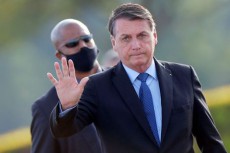 ブラジルのボルソナロ大統領、新型コロナに感染　リスクなお軽視