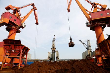 中国鉄鉱石輸入、10月は前月比1.8％減　マージン縮小で