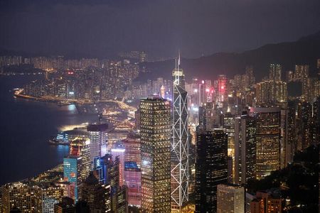 香港財政長官、今年のＧＤＰ予測を3％超に下方修正