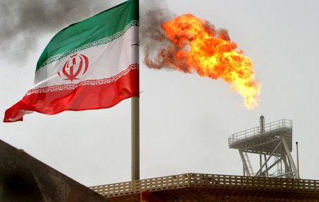 中国、割安なイラン産原油調達困難に　トランプ氏が制裁強化なら