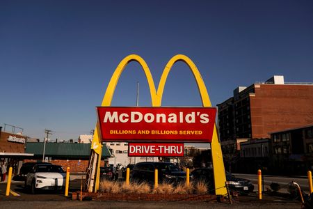 米マクドナルド、本社の多様性プログラム縮小　保守派の圧力強まる